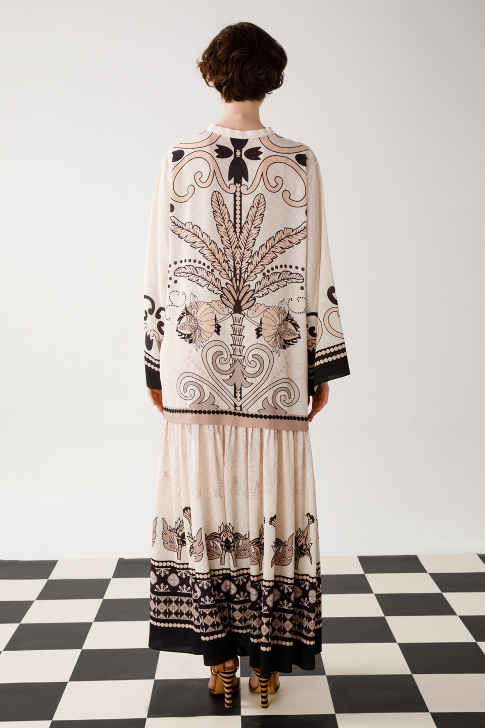 Damaks Baskı Palmiye Desenli Elbise - Bej